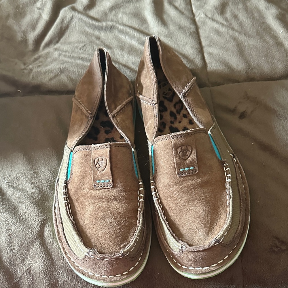 Ariat Women’s  Tan Suede Loafers with Teal Accents like new size 7.5.